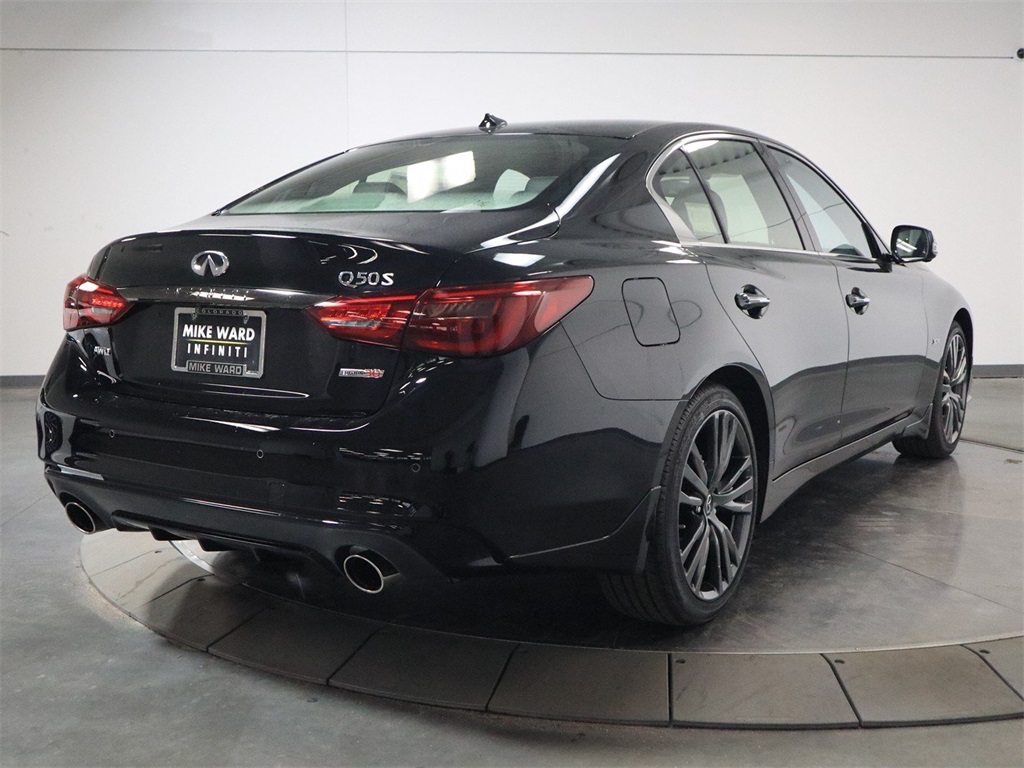 Infiniti q50 2020